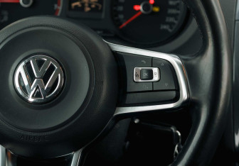 Подержанный автомобиль Volkswagen Polo Sedan 2019 года (12 фото)