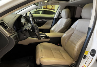 Подержанный автомобиль Lexus GS 2015 года (15 фото)