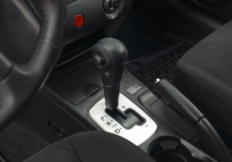 Подержанный автомобиль Mitsubishi Outlander 2004 года (14 фото)