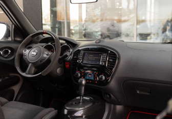 Подержанный автомобиль Nissan Juke 2014 года (10 фото)