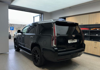 Подержанный автомобиль Cadillac Escalade Suv 2019 года (5 фото)