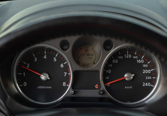 Подержанный автомобиль Nissan X-Trail 2010 года (13 фото)