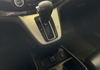 Подержанный автомобиль Honda CR-V 2012 года (13 фото)