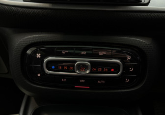 Подержанный автомобиль Smart Forfour 2016 года (14 фото)