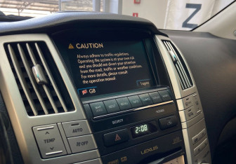 Подержанный автомобиль Lexus RX 2008 года (10 фото)