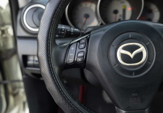 Подержанный автомобиль Mazda 3 Sedan 2008 года (12 фото)