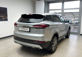 Подержанный автомобиль Geely Atlas Pro 2022 года (5 фото)