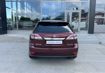 Подержанный автомобиль Lexus RX 2012 года (6 фото)