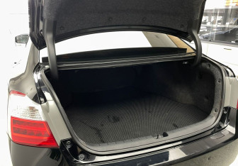 Подержанный автомобиль Honda Accord Sedan 2013 года (8 фото)