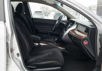 Подержанный автомобиль Nissan Teana 2006 года (18 фото)