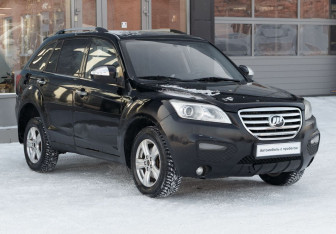 Подержанный автомобиль Lifan X60 2014 года (3 фото)