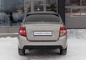 Подержанный автомобиль LADA (ВАЗ) Granta Sedan 2022 года (6 фото)