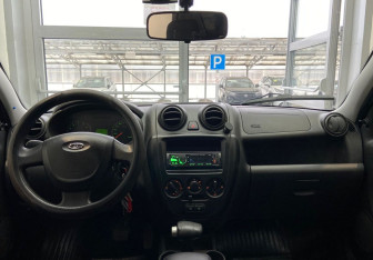 Подержанный автомобиль LADA (ВАЗ) Granta Sedan 2012 года (12 фото)