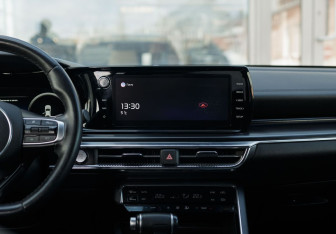 Подержанный автомобиль Kia K5 2021 года (14 фото)