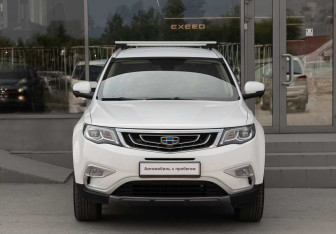 Подержанный автомобиль Geely Atlas 2020 года (2 фото)
