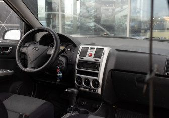 Подержанный автомобиль Hyundai Getz 2010 года (10 фото)