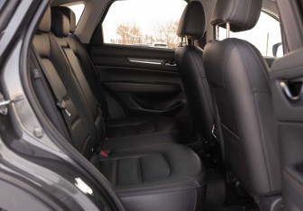 Подержанный автомобиль Mazda CX-5 2021 года (22 фото)