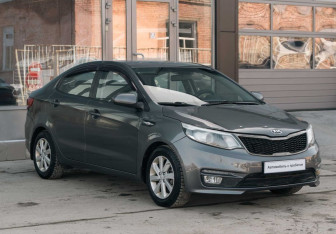 Подержанный автомобиль Kia Rio Sedan 2016 года (3 фото)