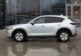 Подержанный автомобиль Mazda CX-5 2018 года (8 фото)