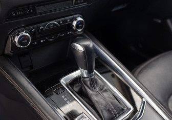 Подержанный автомобиль Mazda CX-5 2017 года (16 фото)