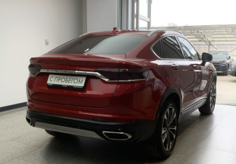 Подержанный автомобиль Geely Tugella 2021 года (4 фото)
