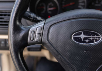 Подержанный автомобиль Subaru Forester Suv 2006 года (11 фото)