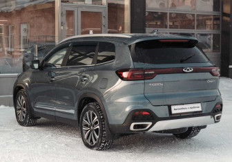 Подержанный автомобиль Chery Tiggo 8 2020 года (7 фото)