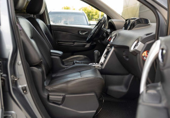 Подержанный автомобиль Renault Koleos 2008 года (23 фото)