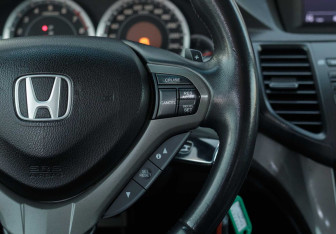 Подержанный автомобиль Honda Accord Sedan 2008 года (12 фото)