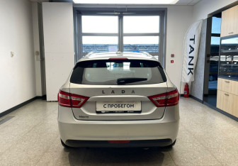 Подержанный автомобиль LADA (ВАЗ) Vesta Wagon 2020 года (6 фото)