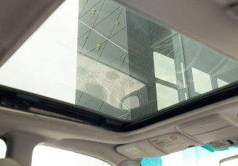 Подержанный автомобиль Subaru Forester Suv 2005 года (17 фото)