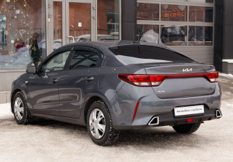 Подержанный автомобиль Kia Rio Sedan 2021 года (7 фото)