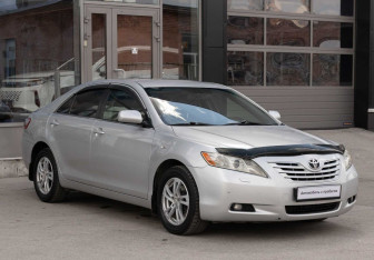 Подержанный автомобиль Toyota Camry Sedan 2008 года (3 фото)