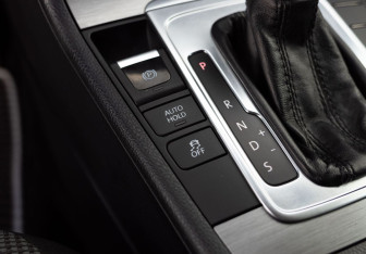 Подержанный автомобиль Volkswagen Passat Sedan 2012 года (17 фото)