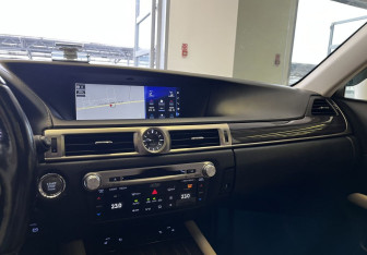 Подержанный автомобиль Lexus GS 2015 года (10 фото)