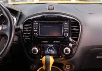Подержанный автомобиль Nissan Juke 2017 года (14 фото)