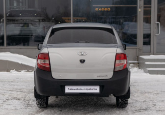 Подержанный автомобиль LADA (ВАЗ) Granta Sedan 2014 года (6 фото)