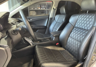 Подержанный автомобиль Honda Accord Sedan 2008 года (8 фото)