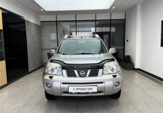 Подержанный автомобиль Nissan X-Trail 2006 года (3 фото)