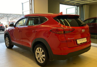 Подержанный автомобиль Hyundai Tucson 2020 года (5 фото)
