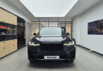Подержанный автомобиль BMW X7 2020 года (2 фото)