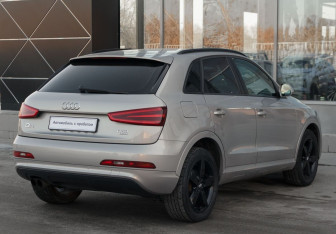Подержанный автомобиль Audi Q3 2012 года (5 фото)