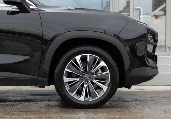 Подержанный автомобиль Jetour Dashing 2023 года (9 фото)