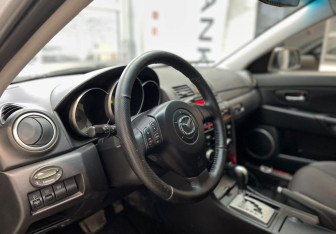 Подержанный автомобиль Mazda 3 Sedan 2008 года (7 фото)