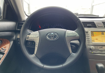 Подержанный автомобиль Toyota Camry Sedan 2011 года (11 фото)