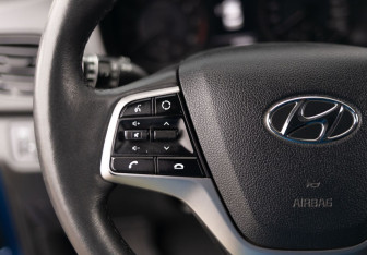 Подержанный автомобиль Hyundai Solaris Sedan 2021 года (12 фото)