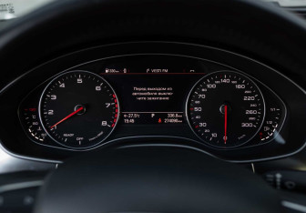 Подержанный автомобиль Audi A6 Sedan 2016 года (13 фото)