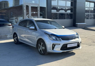 Подержанный автомобиль Kia Rio Sedan 2017 года (3 фото)