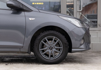 Подержанный автомобиль Hyundai Solaris Sedan 2021 года (9 фото)