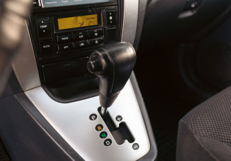 Подержанный автомобиль Hyundai Tucson 2008 года (14 фото)